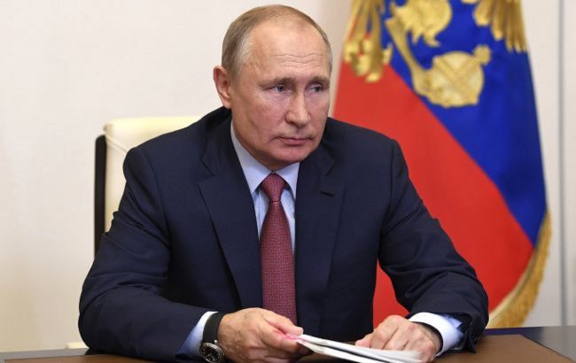 У Путина отреагировали на информацию о подготовке вторжения РФ в Украину