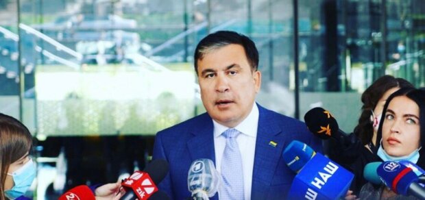 Саакашвили решил действовать и пошел в атаку на коррупцию