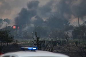 На Луганщине в огне оказались десятки домов и тысячи га леса. ФОТО. ВИДЕО
