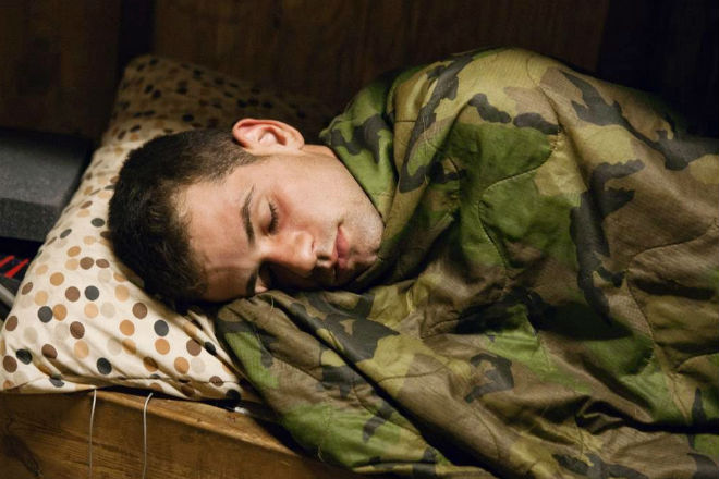Заснуть как солдат: секретная методика спецназа от бессонницы