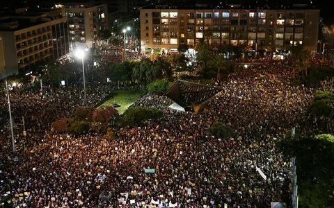 Требовали финансовой помощи: 10 тысяч израильтян вышли на акцию протеста из-за карантина