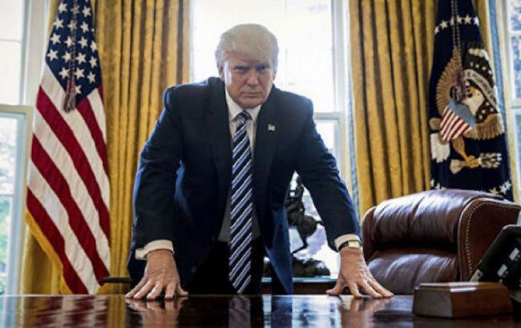 Трамп отменил съезд республиканцев, и вот почему
