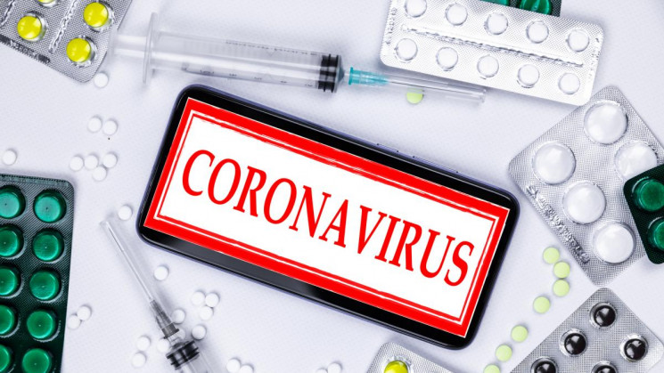 "Легкий" и "тяжелый" коронавирус: врач объяснила, почему люди болеют по-разному 