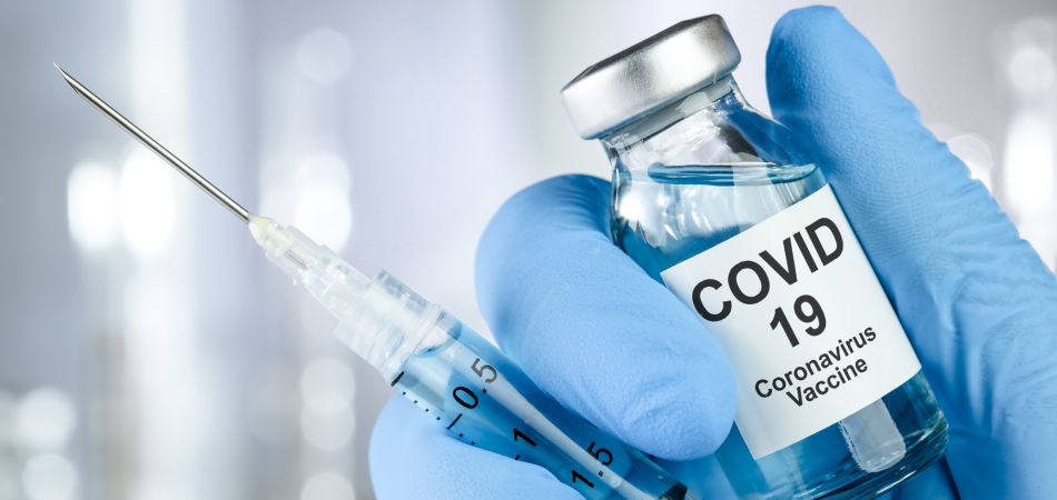 Вакцина от коронавируса может быть опасной, и вот почему