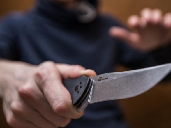 Угрожали ножами и пистолетами: на Одесщине ночью ограбили предпринимательницу