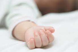 В Украине рождаемость сокращается на 35 тысяч детей в год