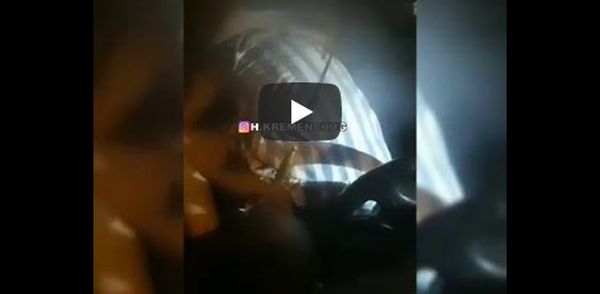 В Кременчуге пьяный водитель на глазах у полиции занялся интимом с пассажиркой