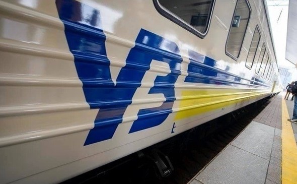 Укрзализныця отменила остановку поездов в двух городах