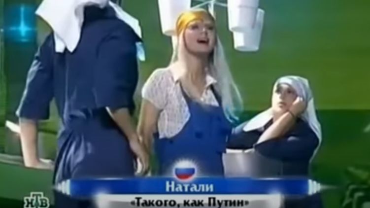На Кировоградщине АТОшники угрожают девушкам, спевшим песню "Такого, как Путин"