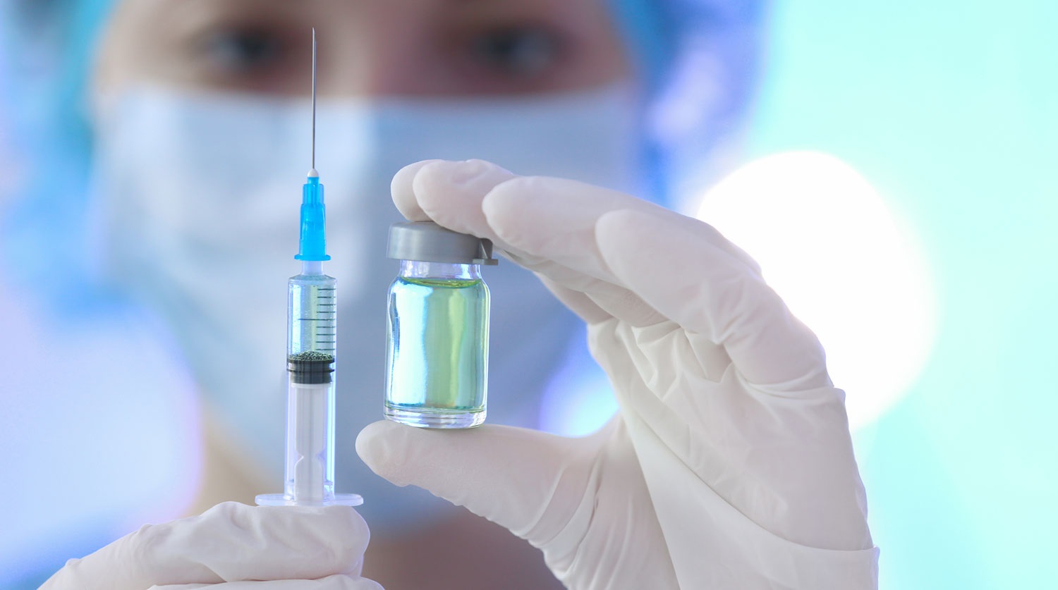 Новая прививка: детей и взрослых обяжут пройти вакцинацию от осложнений коронавируса