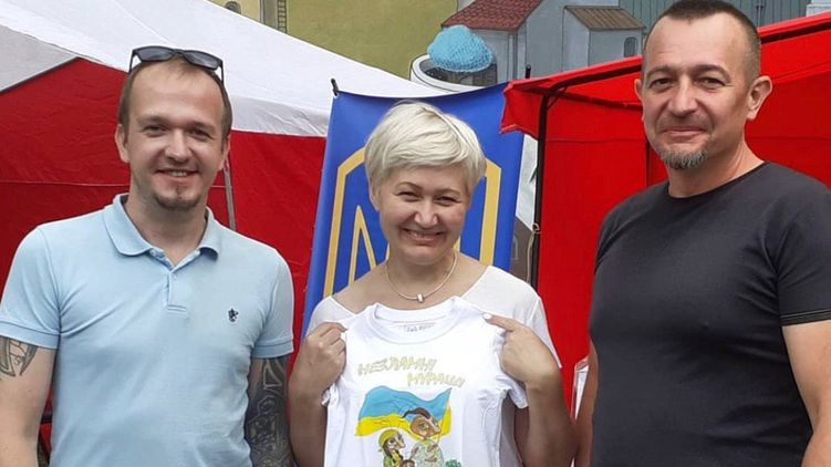 В Киеве детей под чтение книжки Ницой учили стрелять по "Кремлю"