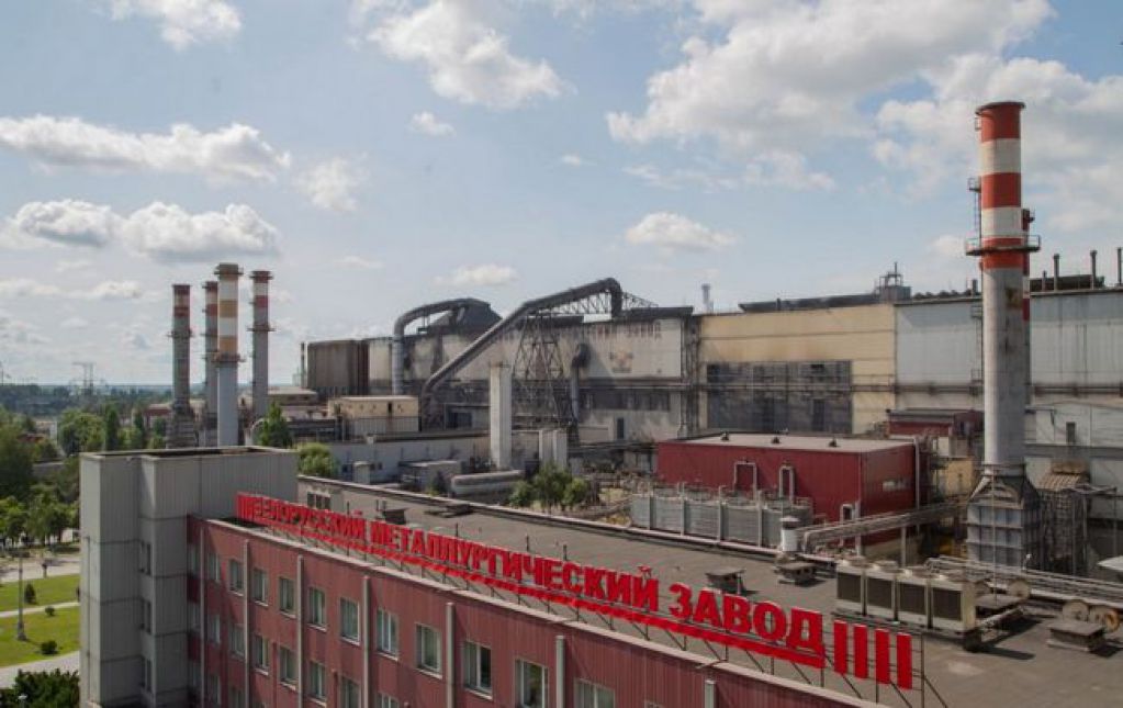 В Беларуси взбунтовались работники крупного завода: власти подгоняют автозаки
