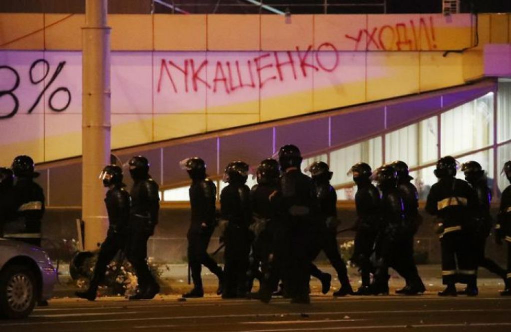 Міліція Білорусі провела затримання понад тисячі людей