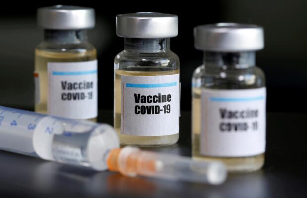 Лікар розповів, чого очікувати від анонсованої російської вакцини