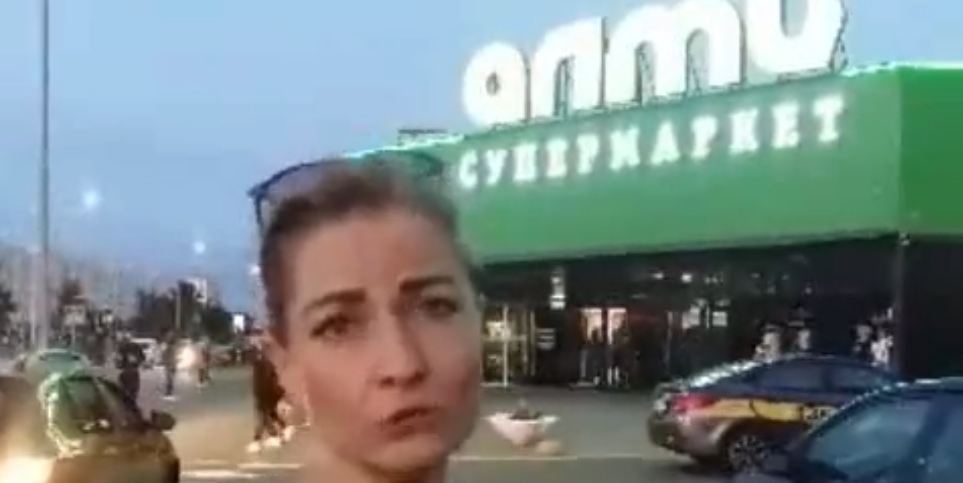 ОМОН захватил супермаркет в Минске. ВИДЕО