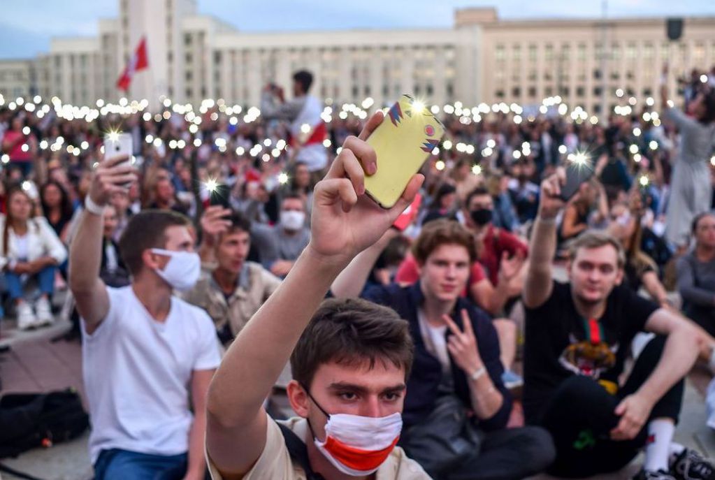 Окружение Лукашенко струхнуло и готовится к бегству в Россию