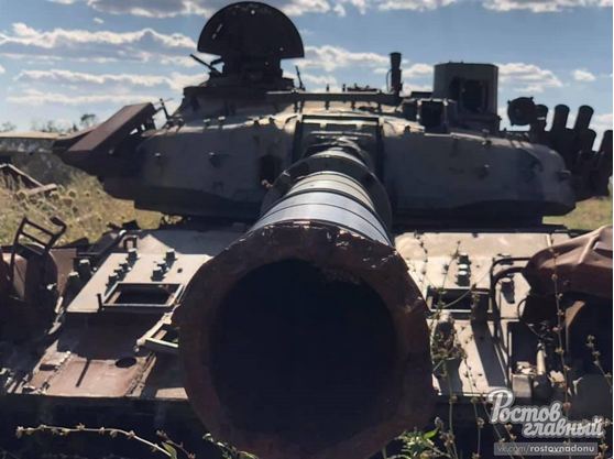 Такого россияне еще не видели: под Ростовом обнаружено танковое кладбище. ФОТО