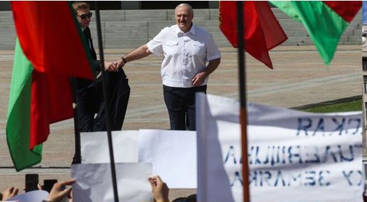 «Чернокожие, желторотые и белобрысые»: как Лукашенко запугивал солдатами НАТО 