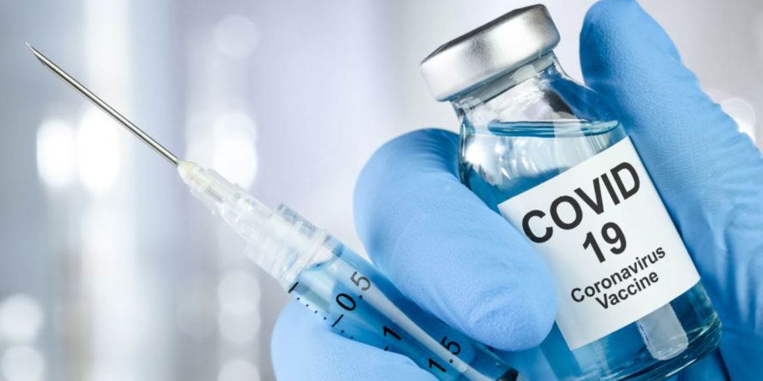 Прививка от коронавируса: украинцы высказали свое отношение