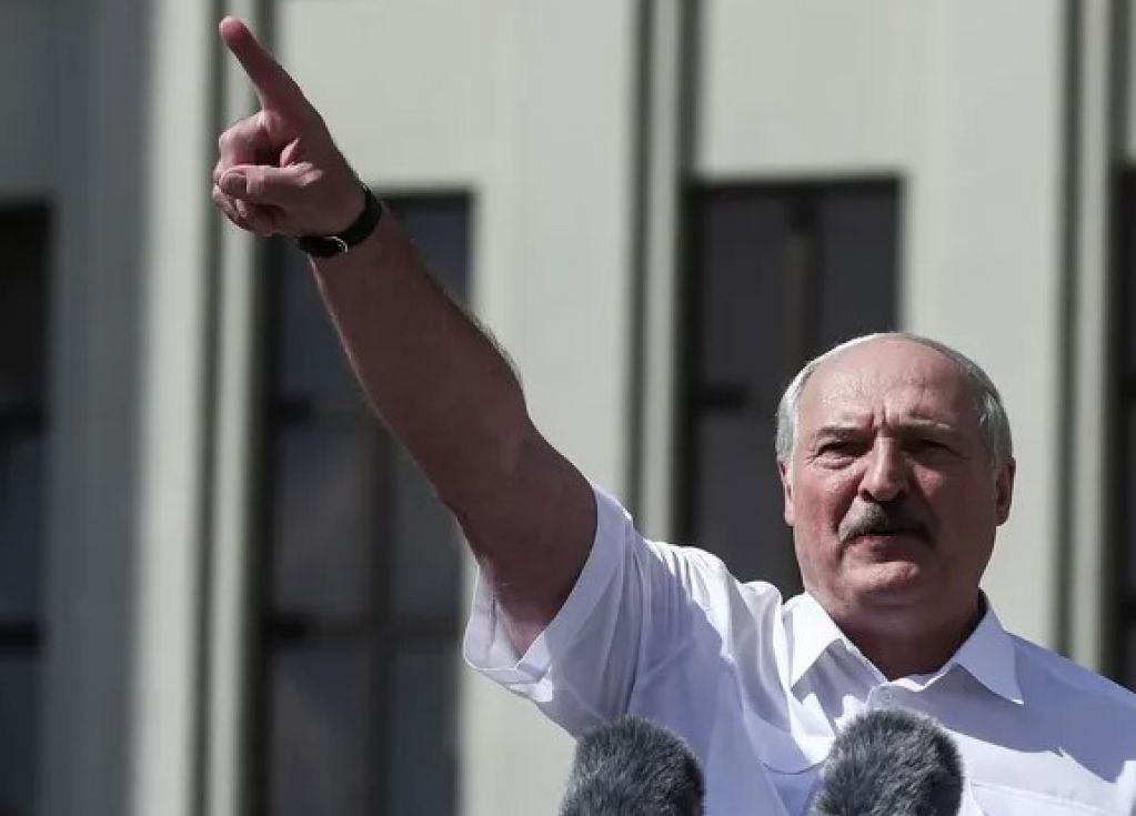 Лукашенко заявил, что места бастующих шахтеров займут украинцы