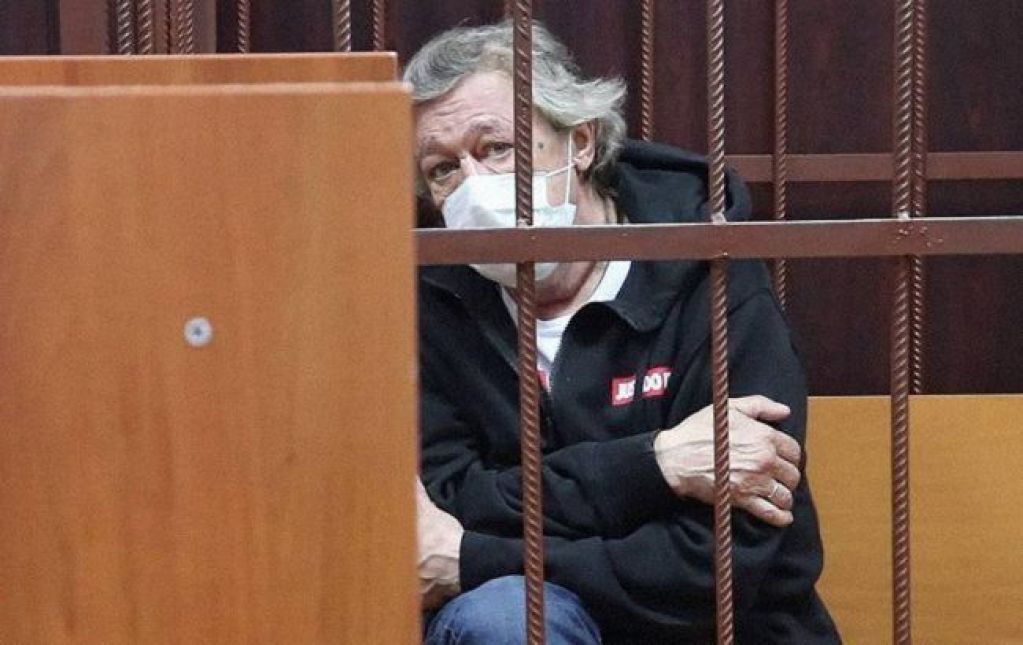 Ефремова отпустят? На руле авто не обнаружили его отпечатков