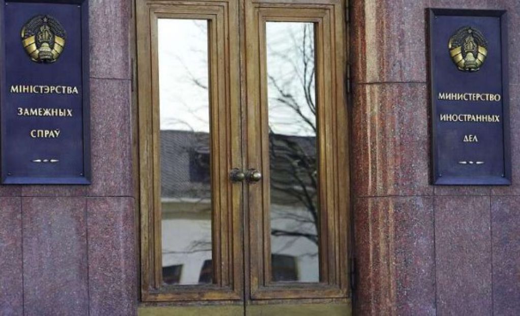 В МИД Беларуси резко ответили Зеленскому на его советы