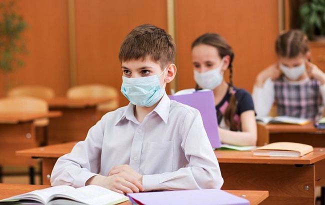 В Минздраве рассказали, что будет, если ребенок заболеет коронавирусом в классе