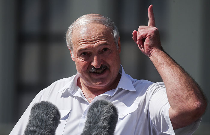 Стало известно, что Лукашенко пытался сбежать в США, прихватив всю семью и деньги