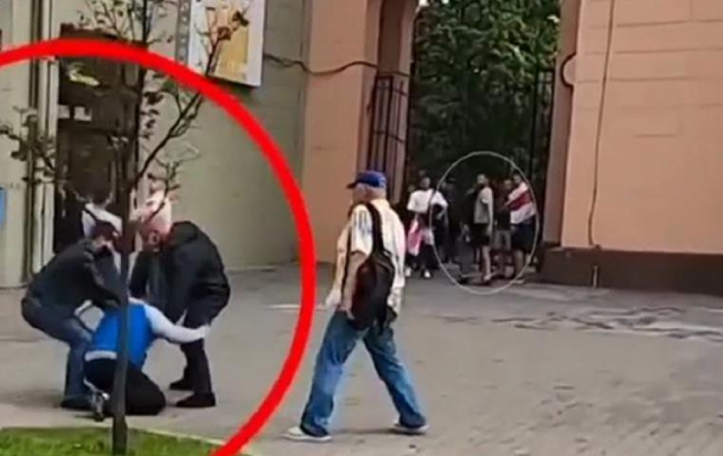 «Наших бьют»: в Минске от ОМОНовцев досталось и футболистам