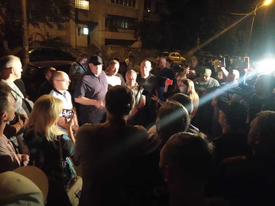 Силовики хотели задержать депутата, штурмуя офис "Свободы" ФОТО