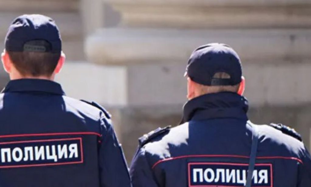 Россиянин в магазине 12 раз ударил ножом бывшую жену. ВИДЕО