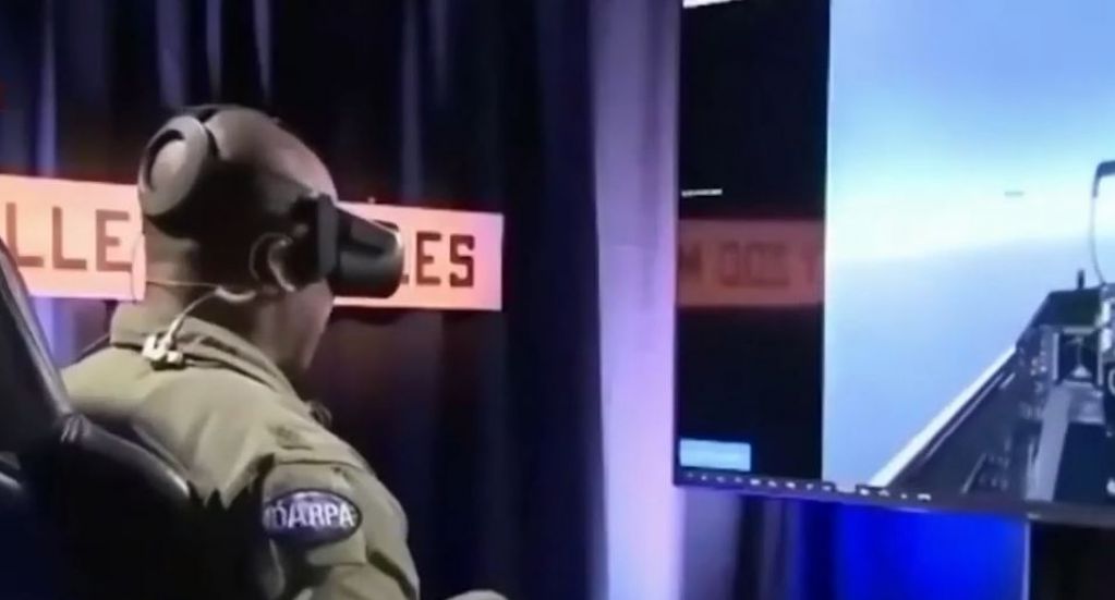Люди против роботов: Пентагон запланировал технологичные военные маневры. ВИДЕО