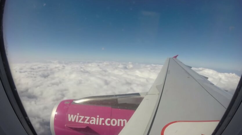 Wizz Air отменила десятки рейсов из Украины до марта 2021 года