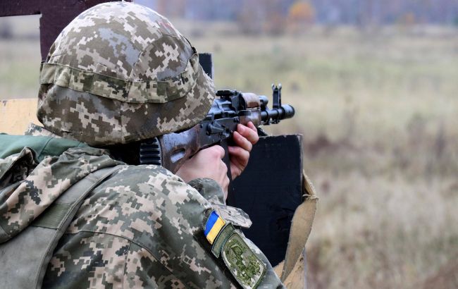 Боевики опять нарушили перемирие, обстреляв позиции ВСУ возле Водяного