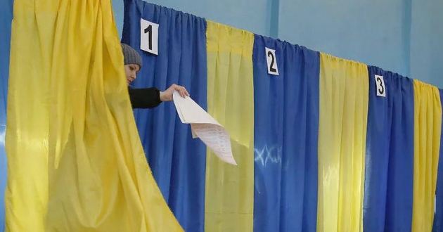 Местные выборы: в Украине может стать вопрос об отмене голосования