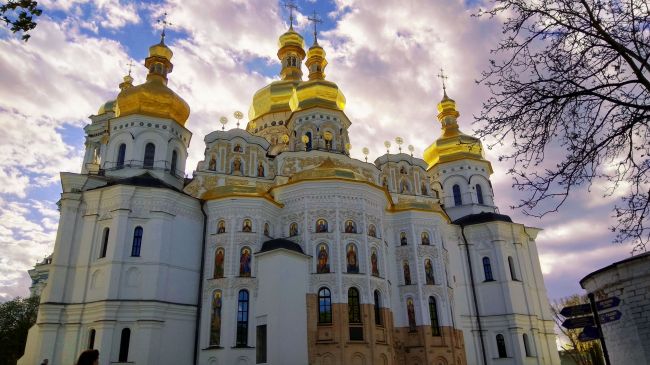 Церковь в роли миротворца