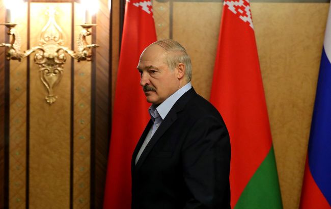 Лукашенко официально возглавил Беларусь в очередной раз