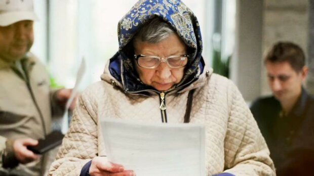 Бедные старики: пенсионные выплаты оказались под угрозой срыва