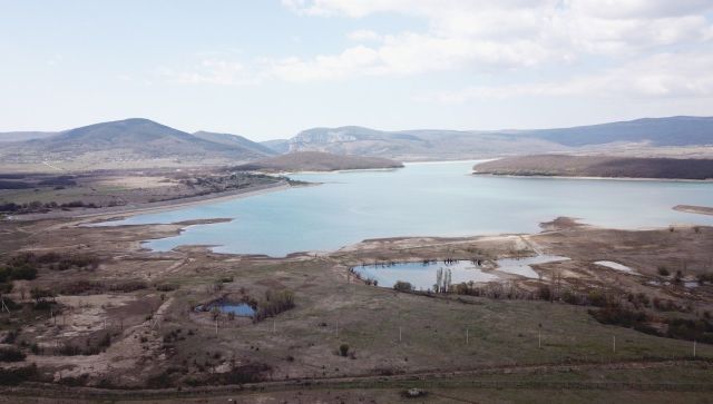 В аннексированном Крыму гибнет стратегическое водохранилище: тревожные детали