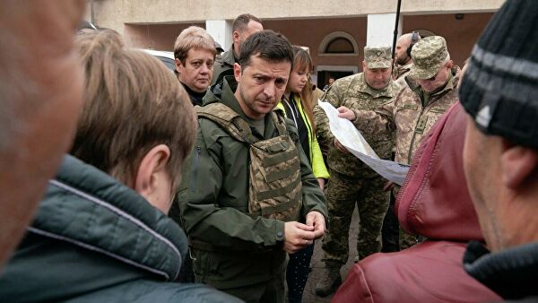 Политик объяснил, почему Зеленский не устанавливает мир на Донбассе