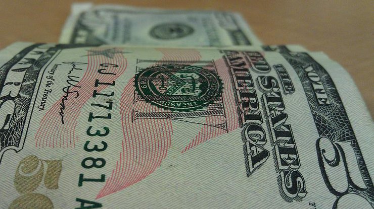 7 гривен за доллар - реально: в МВФ назвали честный курс валют