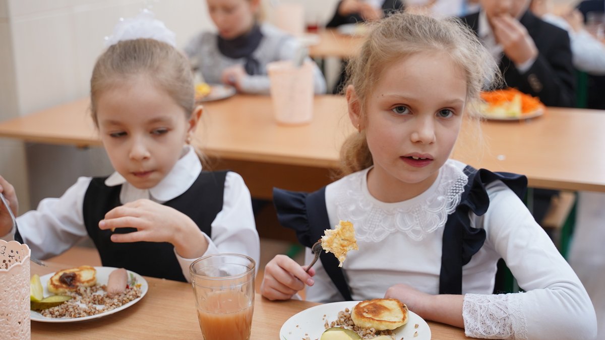 МОЗ пропонує нові норми харчування у школах