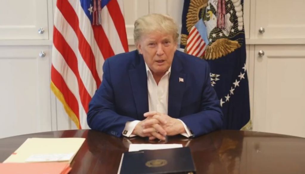У Трампа повідомили про злам сайту його виборчої кампанії