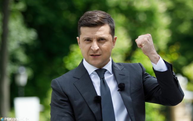 Зеленский поздравил Санду с победой на выборах в Молдове