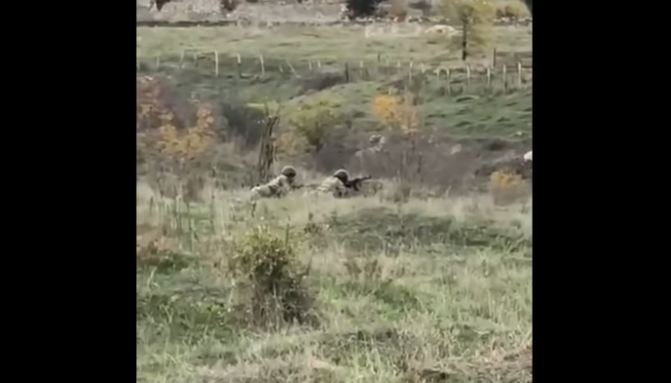 Нагорный Карабах: армянские солдаты атакуют российских миротворцев. ВИДЕО