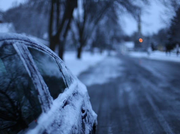 В Украине местами намело уже по 8 сантиметров снега
