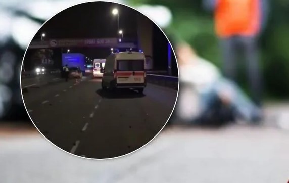 В Киеве девушка за рулем на полной скорости врезалась в грузовик. ВИДЕО