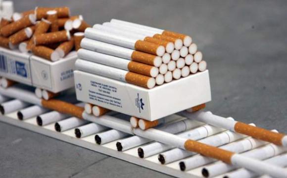 Експерт пояснив, що буде, якщо зараз влада підвищить ціну на акциз цигарок