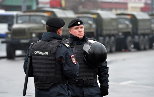ЧП в Санкт-Петербурге: вооруженный мужчина взял в заложники детей