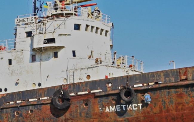 "Делфи" №2: Возле Черноморска тонет судно спасателей, произошла утечка нефтепродуктов